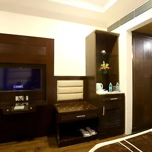 4* Hotel Pitrashish Pride Igi Intl Airport