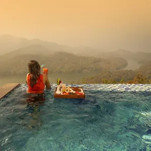 Resort Ragamaya &