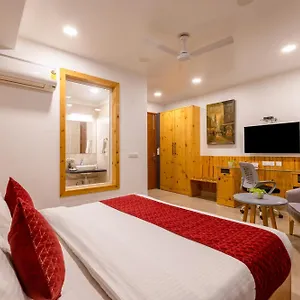 3* Guest house Rr Residency